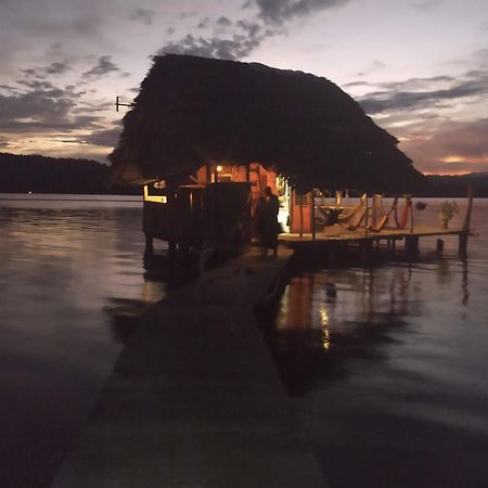 Cocovivo Hotel Bocas del Toro Exterior photo