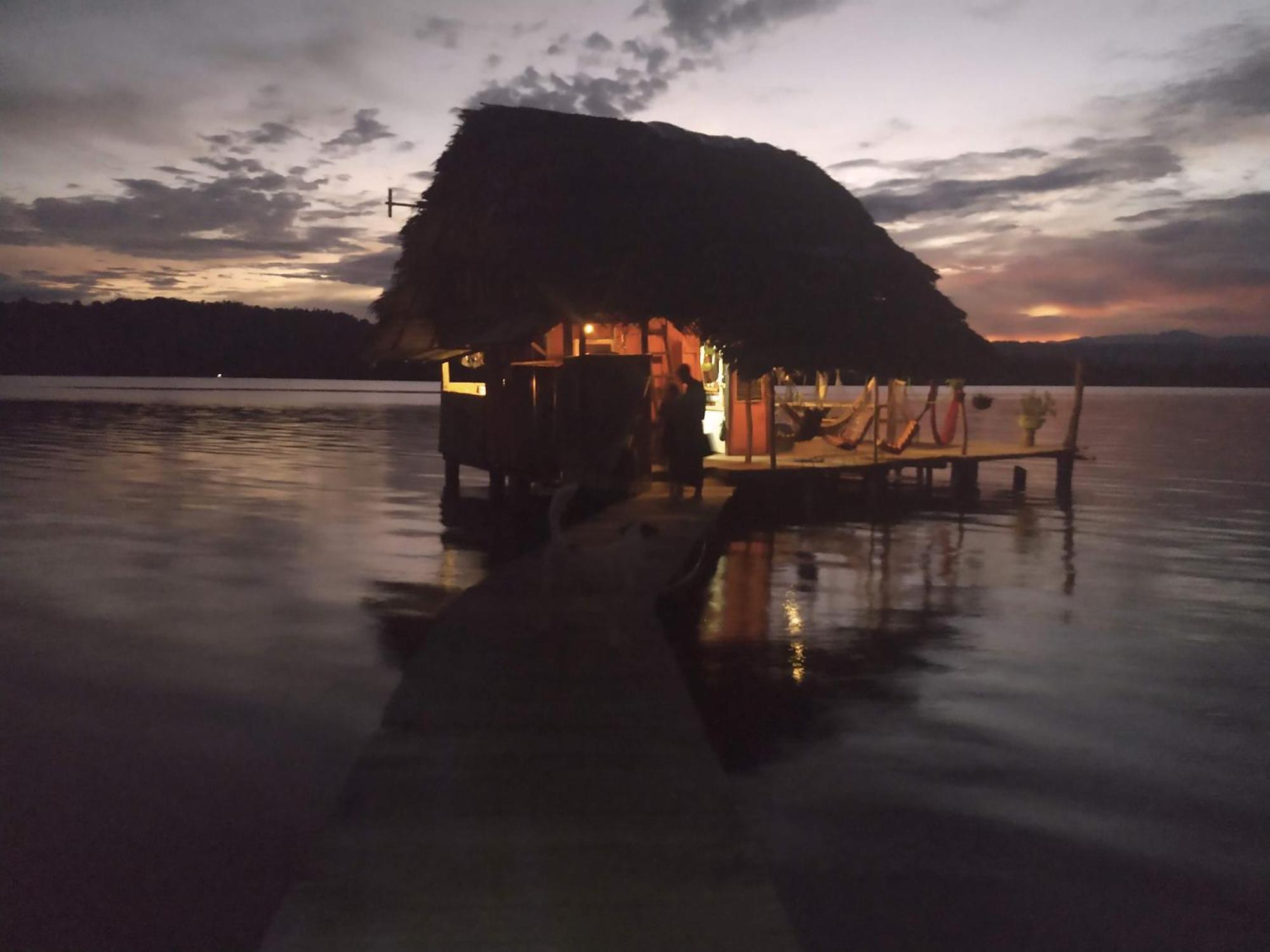 Cocovivo Hotel Bocas del Toro Exterior photo