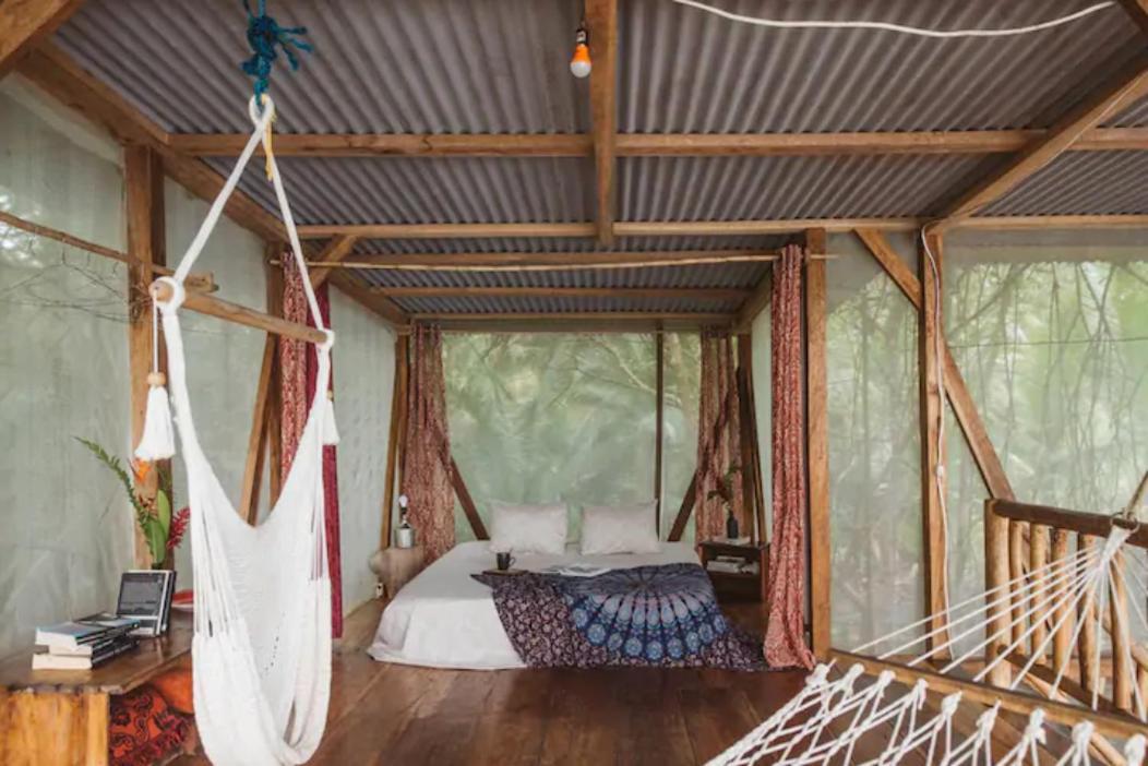 Cocovivo Hotel Bocas del Toro Exterior photo